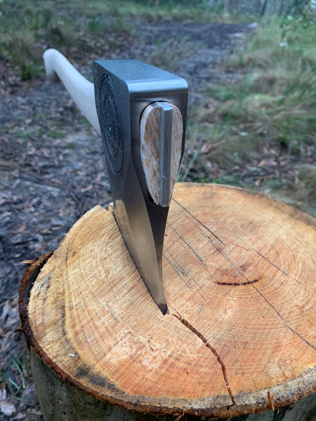 Splitting Axe Engineered for Axemen